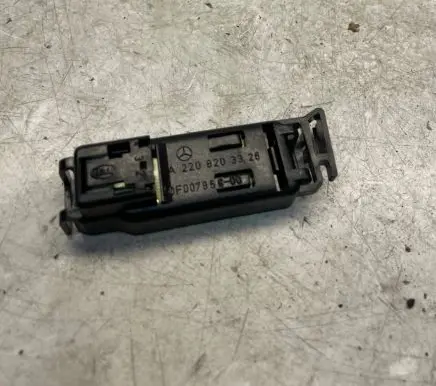 Mercedes-Benz S W220 Sensor A2208203326 5DF00795900