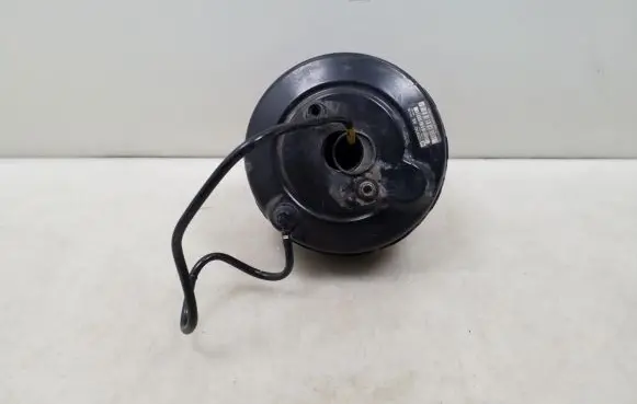 Opel Insignia A Brake booster 13228183