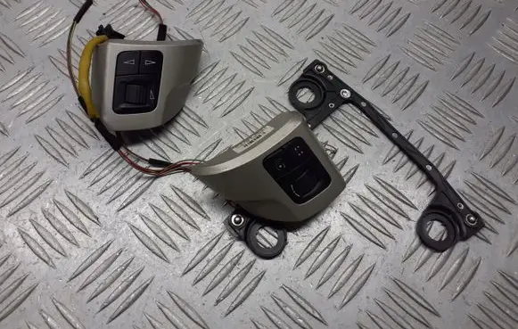 Opel Astra H Steering wheel adjustment switch 13234174