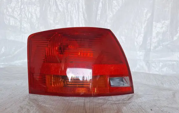 Audi A4 S4 B7 8E 8H Rear/tail lights 8E9945095