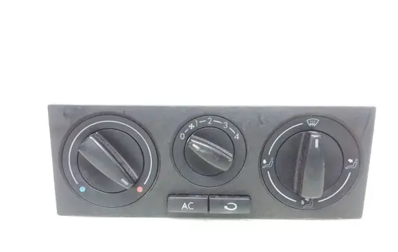 Volkswagen Golf IV Climate control unit 1J0820045F