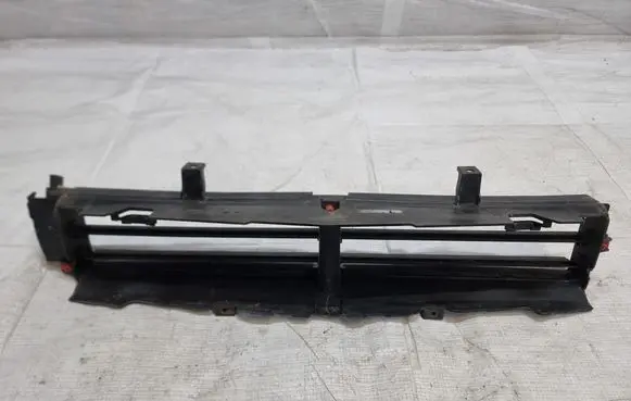 Opel Astra J Intercooler air guide/duct channel 13309431