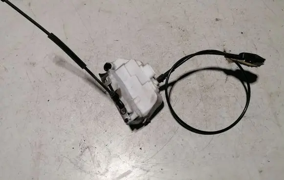 Renault Twingo II Front door lock 767632