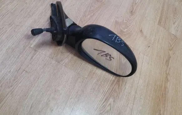 Honda Civic Manual wing mirror 011003 021003