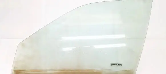 Honda Civic Front door window glass four-door