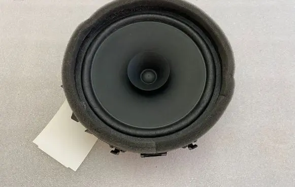 Mitsubishi Outlander Rear door speaker 8720A166