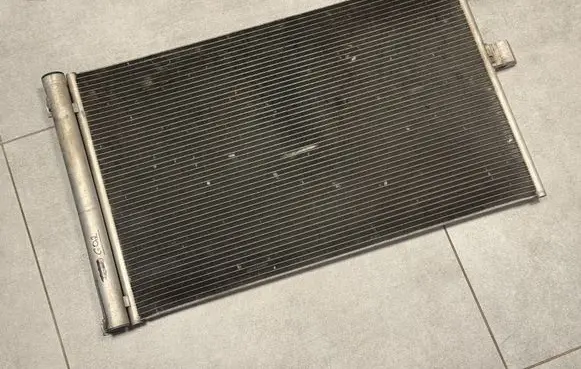 BMW X5 G05 Intercooler radiator 64539389411
