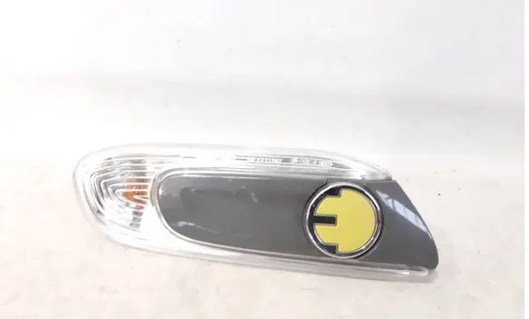 Mini One - Cooper F56 F55 Front fender indicator light 8497952 7298348 63138497952