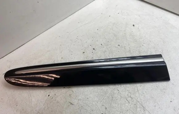 Mercedes-Benz CLK AMG A209 C209 Rear arch trim A2096902662