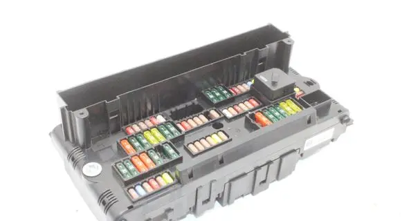 BMW 5 GT F07 Fuse module 9252816