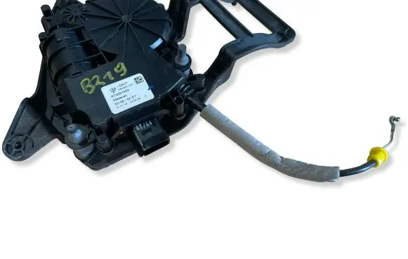 Maserati Ghibli Tailgate/trunk control unit/module 670037458