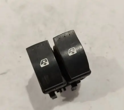 Renault Scenic II - Grand scenic II Electric window control switch 315050A