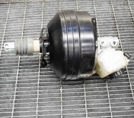 BMW M4 F82 F83 Brake booster 22848967851569