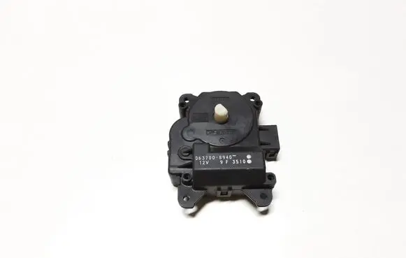 Honda CR-V Air flap motor/actuator 0637008940