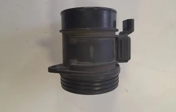 Suzuki Grand Vitara II Mass air flow meter 5WK97005 8200280065C H8200327690