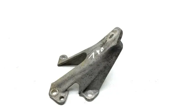 Jaguar XK8 - XKR Engine mounting bracket RF93JV