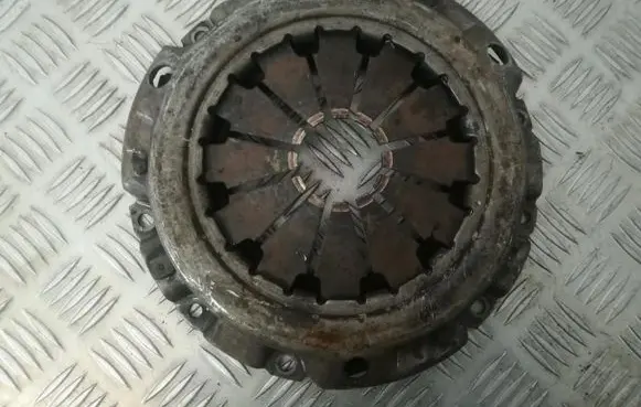 Suzuki Liana Pressure plate 