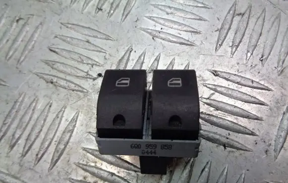 Seat Ibiza III (6L) Quarter vent window switch 6Q0959858