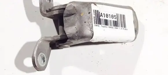 Toyota Yaris Front door upper hinge 