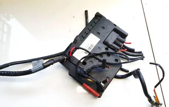 Mercedes-Benz E W212 Positive cable (battery) a2124404832 7555796020101