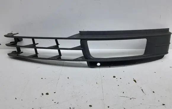Front bumper lower grill