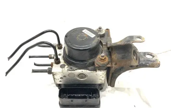Toyota Yaris ABS Pump 445400D280