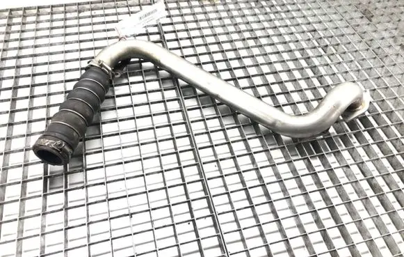 Audi A8 S8 D3 4E Air intake hose/pipe 057145957C