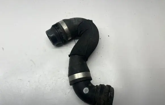 Audi A8 S8 D4 4H Engine coolant pipe/hose 4G0121049AN