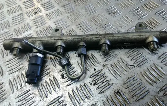 Fuel pressure sensor