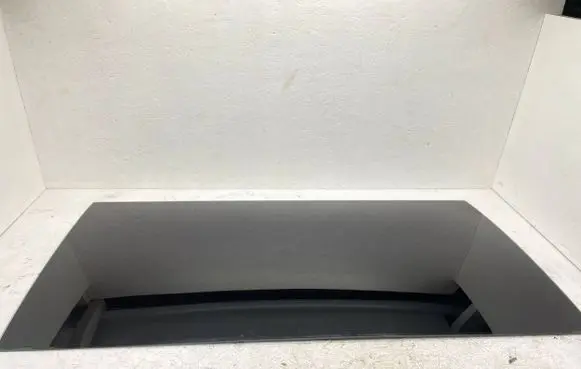 Opel Vivaro Rear side window DOT24AS2M68 43R00048