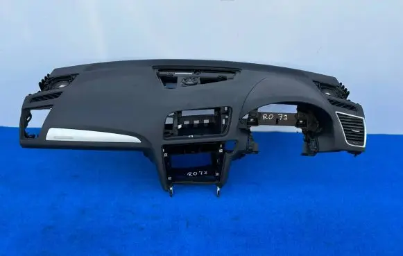 Audi Q5 SQ5 Dashboard 8R2857041