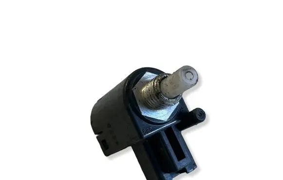 Toyota Avensis T250 Clutch pedal sensor 