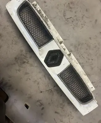 Renault Trafic II (X83) Front bumper upper radiator grill 8200204452 8200204453 8200204450