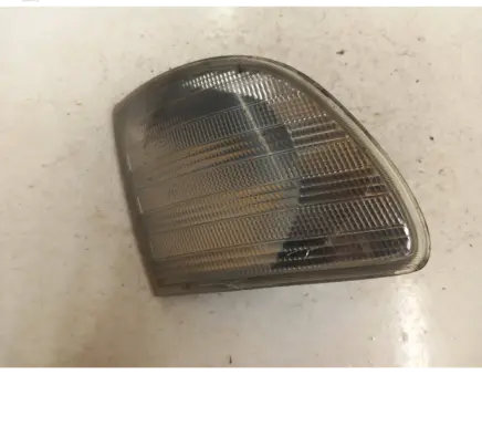 Mercedes-Benz Vito Viano W638 Front indicator light 6r01489