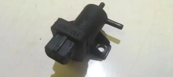Renault Laguna I Turbo solenoid valve 7700113709