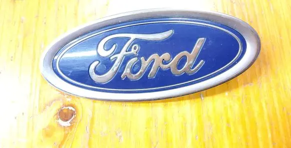 Ford Fusion II Manufacturer badge logo/emblem 