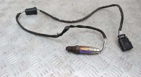 Volkswagen PASSAT B5 Lambda probe sensor 0258986505