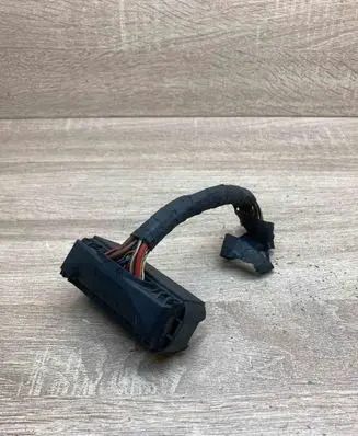 BMW X5 F15 Plug wire 6947844 17182571