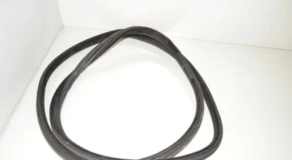 Rubber seal rear door
