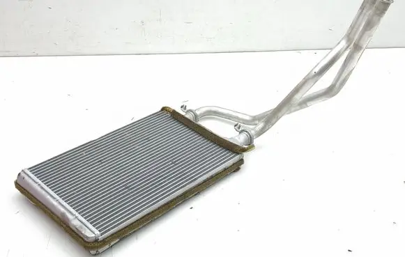 Maserati Ghibli Heater blower radiator R7088003 HC3S2 DAGW222