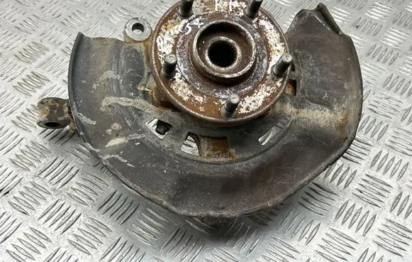 Toyota Prius+ (ZVW40) Front wheel hub spindle knuckle 