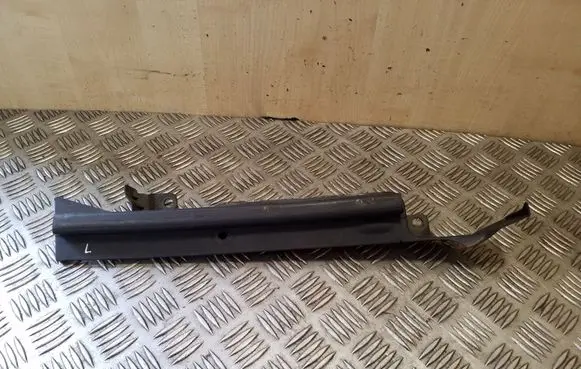 KIA Sorento Other engine bay part 841302P000