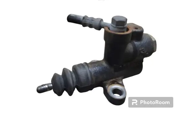Subaru Forester SH Clutch master cylinder 