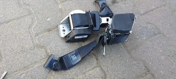 BMW 2 F45 Rear seatbelt 7313378