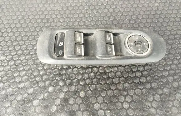 Ford S-MAX Electric window control switch AM2T14A132AA 12062011 A1206BL8264