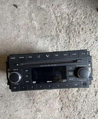 Dodge Nitro Radio/CD/DVD/GPS head unit 05064055AK 26777L