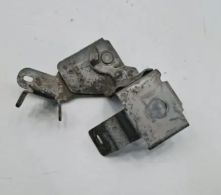Peugeot 3008 II Other engine bay part