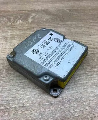 Volkswagen PASSAT B5 ABS control unit/module 1J0909607 5WK4199