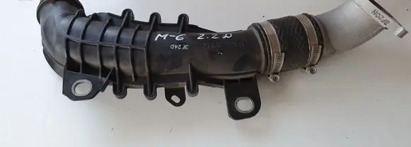 Mazda 6 Intercooler pipe mounting bracket 3F24D
