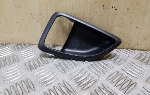 Hyundai ix35 Other front door trim element 826212S000